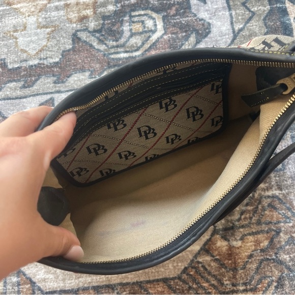 Dooney & Bourke Vintage Quilted Logo Shoulder Bag Vintage - Picture 4 of 6